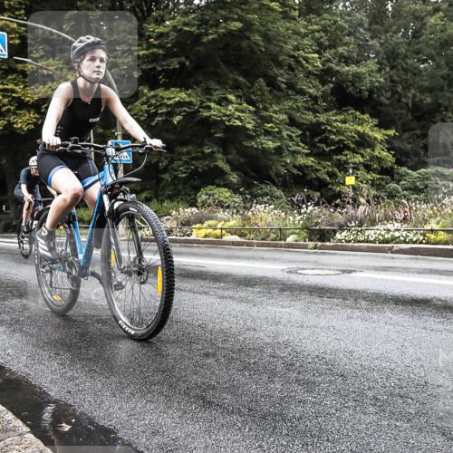 13.09.2026 - Stadtparktriathlon H.Heesch http://msf.ph/oto/10388359 13.09.2026 12:28:19 Radfahren 1004, 1113, 1158 meine-sportfotos.de