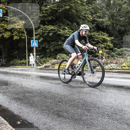 13.09.2026 - Stadtparktriathlon H.Heesch http://msf.ph/oto/10388363 13.09.2026 12:28:20 Radfahren 1004, 1113, 1158 meine-sportfotos.de