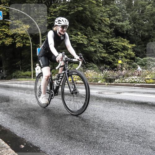 13.09.2026 - Stadtparktriathlon H.Heesch http://msf.ph/oto/10388365 13.09.2026 12:28:27 Radfahren 1098, 1137 meine-sportfotos.de