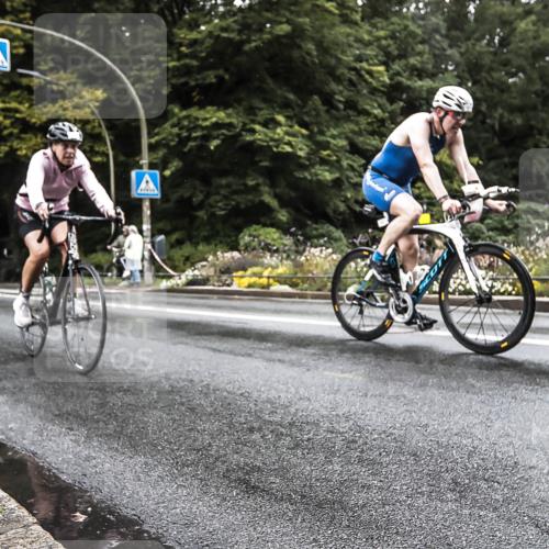 13.09.2026 - Stadtparktriathlon H.Heesch http://msf.ph/oto/10388402 13.09.2026 12:29:24 Radfahren 960, 1035, 1076, 1123 meine-sportfotos.de
