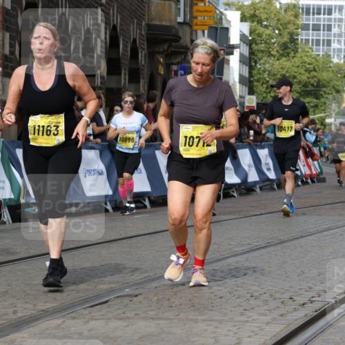 13.09.2026 - 21. swb-Marathon Bremen Strokosch-Dieckow http://msf.ph/oto/10388408 13.09.2026 11:09:45 Ziel 10424, 10556, 10664, 10686, 10694, 10769, 10823, 10981, 10983, 11192, 11225, 11764, 11882, 11883, 11914, 11915, 11995, 12322, 12474, 12491, 12532, 13607, 10299, 10435, 10645, 10737, 11119, 11383, 11437, 11441, 12449 meine-sportfotos.de