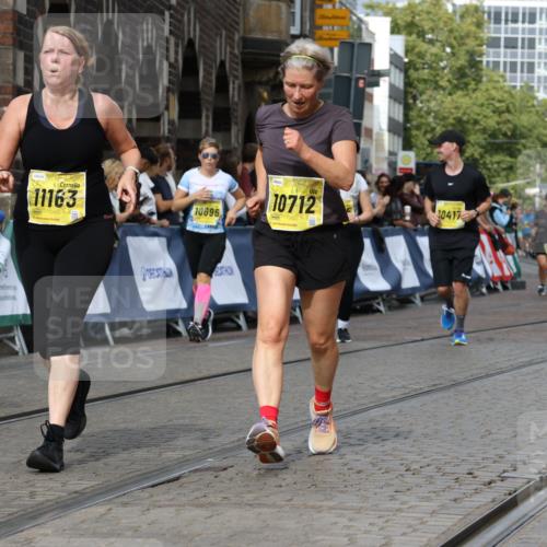 13.09.2026 - 21. swb-Marathon Bremen Strokosch-Dieckow http://msf.ph/oto/10388425 13.09.2026 11:09:45 Ziel 10424, 10556, 10664, 10686, 10694, 10769, 10823, 10981, 10983, 11192, 11225, 11764, 11882, 11883, 11914, 11915, 11995, 12322, 12474, 12491, 12532, 13607, 10299, 10435, 10645, 10737, 11119, 11383, 11437, 11441, 12449 meine-sportfotos.de