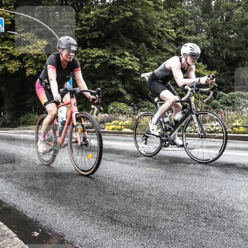 13.09.2026 - Stadtparktriathlon H.Heesch http://msf.ph/oto/10388432 13.09.2026 12:29:47 Radfahren 956, 1057, 1105, 1179 meine-sportfotos.de