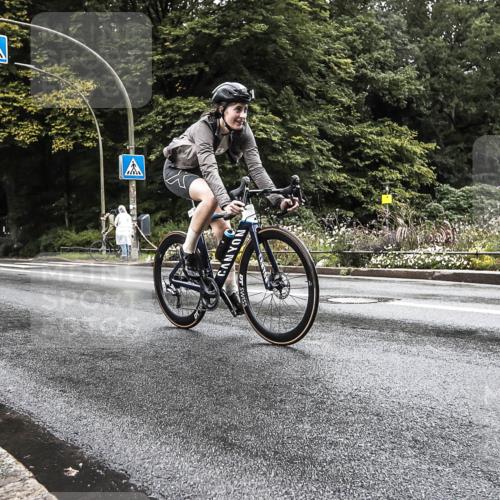 13.09.2026 - Stadtparktriathlon H.Heesch http://msf.ph/oto/10388453 13.09.2026 12:29:57 Radfahren 971, 1068, 1133, 1176 meine-sportfotos.de