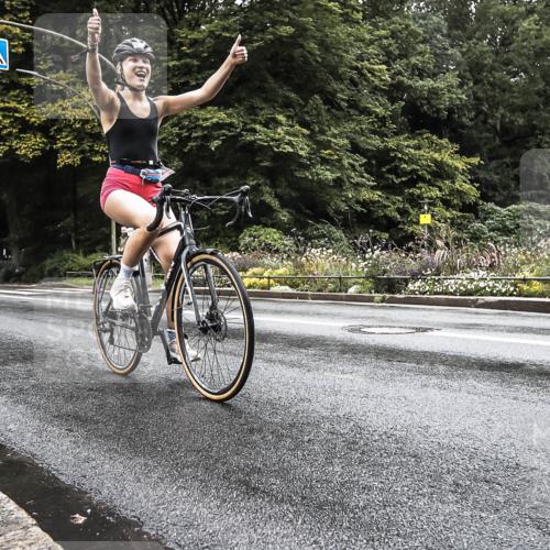 13.09.2026 - Stadtparktriathlon H.Heesch http://msf.ph/oto/10388462 13.09.2026 12:30:08 Radfahren 1040, 1109, 1118 meine-sportfotos.de