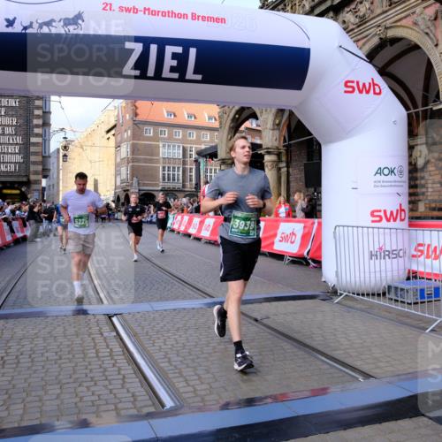 13.09.2026 - 21. swb-Marathon Bremen Tim E. http://msf.ph/oto/10388477 13.09.2026 13:29:23 Ziel 394, 430, 565, 687, 725, 745, 936, 1014, 1274, 1688, 2023, 2070, 2223, 2378, 3796, 3938, 4590, 5036, 5225, 5865, 6099, 6937, 7149, 7361, 8984, 8985, 9661 meine-sportfotos.de