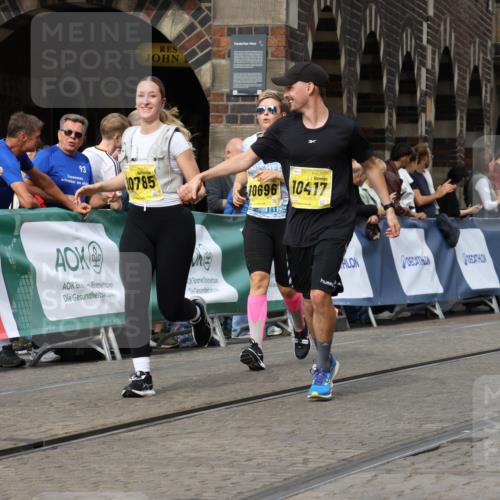 13.09.2026 - 21. swb-Marathon Bremen Strokosch-Dieckow http://msf.ph/oto/10388491 13.09.2026 11:09:48 Ziel 10386, 10424, 10556, 10664, 10694, 10712, 10769, 10823, 10981, 11192, 11225, 11882, 11883, 11914, 11915, 11937, 11995, 12322, 12409, 12474, 12491, 12532, 13607, 10299, 10435, 10645, 10751, 11119, 11383, 11437, 11441 meine-sportfotos.de