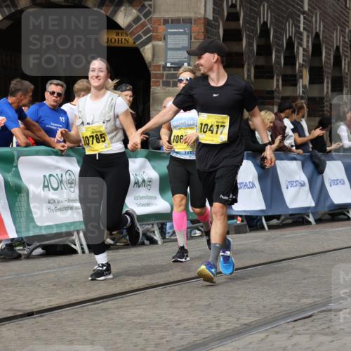13.09.2026 - 21. swb-Marathon Bremen Strokosch-Dieckow http://msf.ph/oto/10388499 13.09.2026 11:09:49 Ziel 10386, 10424, 10556, 10664, 10694, 10712, 10769, 10823, 10981, 11192, 11225, 11882, 11883, 11914, 11915, 11937, 11995, 12322, 12409, 12474, 12532, 13607, 10299, 10435, 10751, 11119, 11383, 11437, 11441 meine-sportfotos.de
