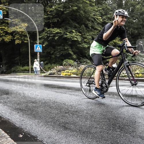 13.09.2026 - Stadtparktriathlon H.Heesch http://msf.ph/oto/10388503 13.09.2026 12:31:04 Radfahren 1070, 1116 meine-sportfotos.de