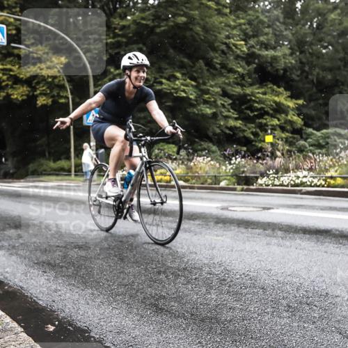 13.09.2026 - Stadtparktriathlon H.Heesch http://msf.ph/oto/10388505 13.09.2026 12:31:05 Radfahren 1070, 1116 meine-sportfotos.de