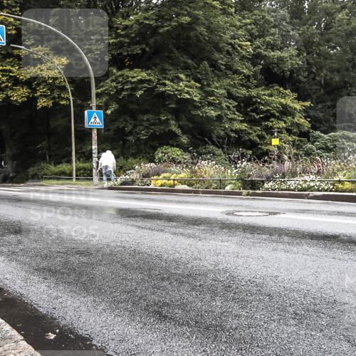13.09.2026 - Stadtparktriathlon H.Heesch http://msf.ph/oto/10388511 13.09.2026 12:31:19 Radfahren 1064 meine-sportfotos.de