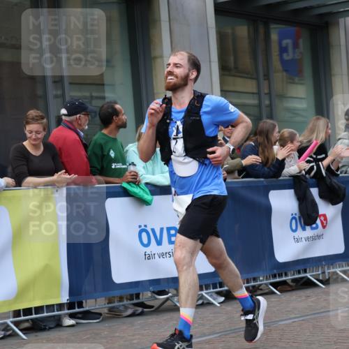 13.09.2026 - 21. swb-Marathon Bremen Strokosch-Dieckow http://msf.ph/oto/10388515 13.09.2026 12:58:32 Ziel 1118, 1576, 2049, 3624, 4847, 5672, 6929, 8065, 8994, 9120, 9329, 346, 1379, 1472, 1604, 1717, 5672, 6198, 8311, 8394 meine-sportfotos.de