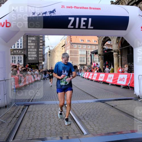 13.09.2026 - 21. swb-Marathon Bremen Tim E. http://msf.ph/oto/10388522 13.09.2026 13:29:28 Ziel 303, 394, 565, 596, 651, 687, 745, 1274, 1545, 1688, 1823, 2023, 2070, 2223, 2867, 3796, 3846, 3912, 3938, 4590, 5036, 5225, 6030, 7149, 7361, 7860, 8066, 8338, 9249, 9661, 10128 meine-sportfotos.de