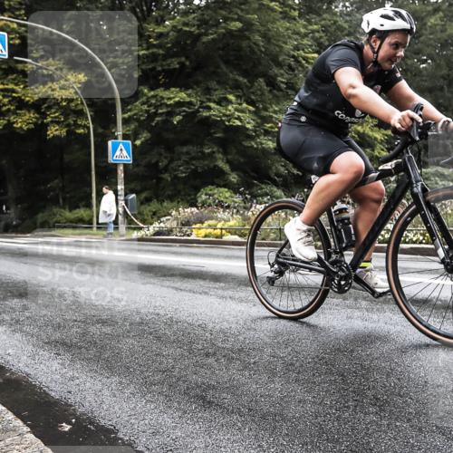 13.09.2026 - Stadtparktriathlon H.Heesch http://msf.ph/oto/10388523 13.09.2026 12:31:40 Radfahren 969, 1135, 1160 meine-sportfotos.de