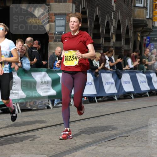 13.09.2026 - 21. swb-Marathon Bremen Strokosch-Dieckow http://msf.ph/oto/10388527 13.09.2026 11:09:50 Ziel 10234, 10386, 10417, 10424, 10556, 10664, 10694, 10712, 10769, 10785, 10823, 10981, 11192, 11225, 11882, 11883, 11914, 11915, 11937, 11995, 12322, 12409, 12474, 12532, 10299, 10435, 10751, 11119, 11383, 11437, 11441 meine-sportfotos.de