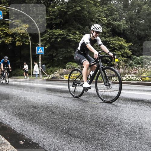 13.09.2026 - Stadtparktriathlon H.Heesch http://msf.ph/oto/10388552 13.09.2026 12:32:01 Radfahren 954, 1039, 1114, 1143, 1174 meine-sportfotos.de