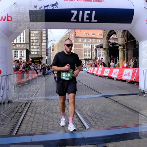 13.09.2026 - 21. swb-Marathon Bremen Tim E. http://msf.ph/oto/10388555 13.09.2026 13:29:32 Ziel 303, 394, 596, 651, 745, 1365, 1387, 1545, 1823, 2023, 2070, 2867, 3258, 3796, 3846, 3912, 4541, 4590, 5036, 6030, 7149, 7361, 7631, 7860, 8007, 8066, 8099, 8277, 8338, 8675, 9249, 9661, 9889, 10128 meine-sportfotos.de