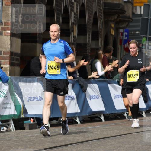 13.09.2026 - 21. swb-Marathon Bremen Strokosch-Dieckow http://msf.ph/oto/10388564 13.09.2026 11:09:53 Ziel 10234, 10386, 10417, 10424, 10556, 10696, 10712, 10769, 10785, 10823, 10981, 10990, 10991, 11192, 11225, 11883, 11914, 11937, 11995, 12322, 12409, 12474, 12532, 10299, 10435, 10751, 11119, 11441, 12207 meine-sportfotos.de