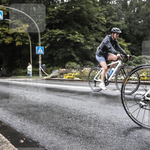 13.09.2026 - Stadtparktriathlon H.Heesch http://msf.ph/oto/10388573 13.09.2026 12:33:10 Radfahren 995, 1079, 1119, 1188 meine-sportfotos.de