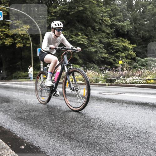 13.09.2026 - Stadtparktriathlon H.Heesch http://msf.ph/oto/10388574 13.09.2026 12:33:12 Radfahren 995, 1079, 1119, 1188 meine-sportfotos.de