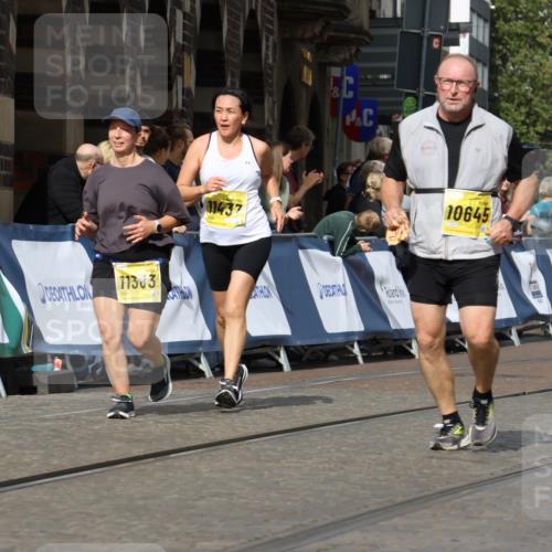 13.09.2026 - 21. swb-Marathon Bremen Strokosch-Dieckow http://msf.ph/oto/10388593 13.09.2026 11:09:57 Ziel 10234, 10386, 10417, 10424, 10696, 10712, 10785, 10990, 10991, 11192, 11937, 12409, 12474, 12532, 10299, 10751, 11119, 11732, 11933, 12117, 12207 meine-sportfotos.de