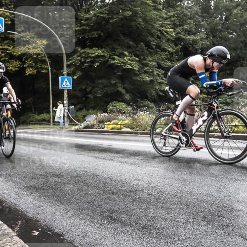 13.09.2026 - Stadtparktriathlon H.Heesch http://msf.ph/oto/10388604 13.09.2026 12:34:07 Radfahren 987, 1031, 1089, 1308 meine-sportfotos.de