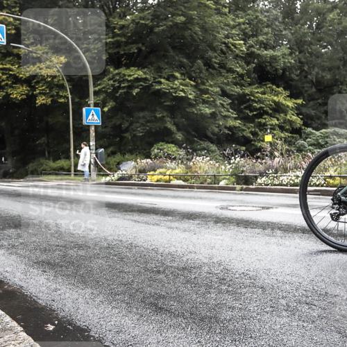 13.09.2026 - Stadtparktriathlon H.Heesch http://msf.ph/oto/10388620 13.09.2026 12:34:17 Radfahren 1043, 1096, 1104, 1141, 1145, 1170, 1187 meine-sportfotos.de
