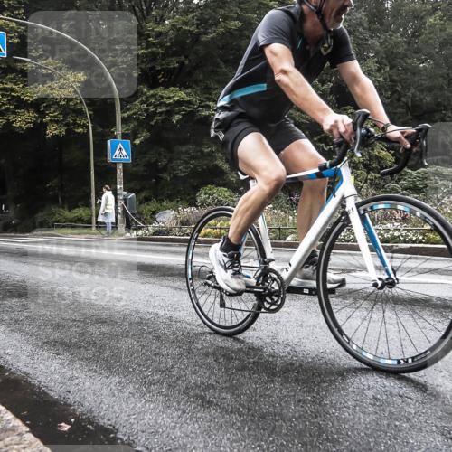 13.09.2026 - Stadtparktriathlon H.Heesch http://msf.ph/oto/10388651 13.09.2026 12:34:48 Radfahren 1062, 1063, 1177, 1234 meine-sportfotos.de