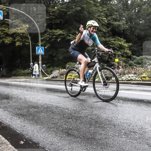 13.09.2026 - Stadtparktriathlon H.Heesch http://msf.ph/oto/10388655 13.09.2026 12:34:49 Radfahren 978, 1062, 1063, 1177, 1234 meine-sportfotos.de