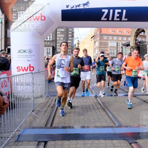 13.09.2026 - 21. swb-Marathon Bremen Tim E. http://msf.ph/oto/10388661 13.09.2026 13:29:42 Ziel 132, 303, 596, 651, 1083, 1243, 1365, 1387, 1545, 1823, 2023, 2076, 2301, 2742, 2867, 2957, 3030, 3258, 3721, 3796, 3846, 3912, 4541, 5036, 5244, 5599, 6030, 6103, 6499, 6690, 7013, 7149, 7426, 7631, 7649, 7860, 8007, 8009, 8066, 8099, 8277, 8338, 8675, 8831, 9249, 9889, 10128 meine-sportfotos.de
