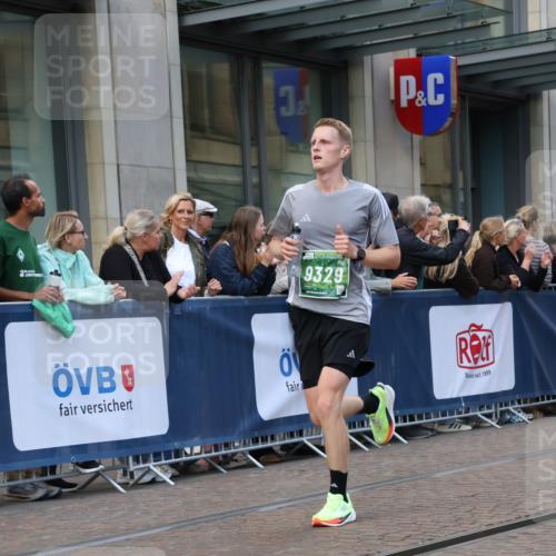 13.09.2026 - 21. swb-Marathon Bremen Strokosch-Dieckow http://msf.ph/oto/10388678 13.09.2026 12:58:45 Ziel 1118, 1508, 1751, 1993, 3584, 3624, 3688, 4399, 4847, 6991, 8065, 8383, 8994, 9120, 9329, 346, 1576, 2049, 5672, 6198, 6929, 8311, 8394 meine-sportfotos.de
