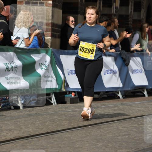13.09.2026 - 21. swb-Marathon Bremen Strokosch-Dieckow http://msf.ph/oto/10388697 13.09.2026 11:10:06 Ziel 10234, 10386, 10417, 10435, 10645, 10696, 10712, 10737, 10785, 10990, 10991, 11383, 11437, 11441, 11937, 12409, 12449, 10361, 10362, 10963, 11080, 11382, 11725, 11732, 11933, 12117, 12293 meine-sportfotos.de
