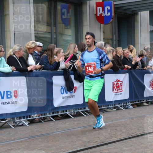 13.09.2026 - 21. swb-Marathon Bremen Strokosch-Dieckow http://msf.ph/oto/10388700 13.09.2026 12:58:47 Ziel 1118, 1508, 1751, 1993, 3584, 3624, 3688, 4399, 4847, 6991, 8065, 8383, 8994, 9120, 9329, 346, 1576, 2049, 5672, 6198, 6929, 8311, 8394 meine-sportfotos.de