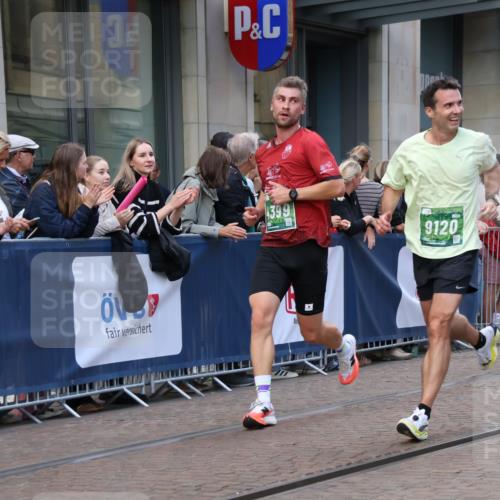 13.09.2026 - 21. swb-Marathon Bremen Strokosch-Dieckow http://msf.ph/oto/10388721 13.09.2026 12:58:48 Ziel 658, 1118, 1508, 1751, 1993, 3584, 3624, 3688, 4399, 4847, 6991, 8065, 8383, 8994, 9120, 9329, 346, 1576, 2049, 3624, 5672, 6198, 6929, 8065, 8311, 8394 meine-sportfotos.de