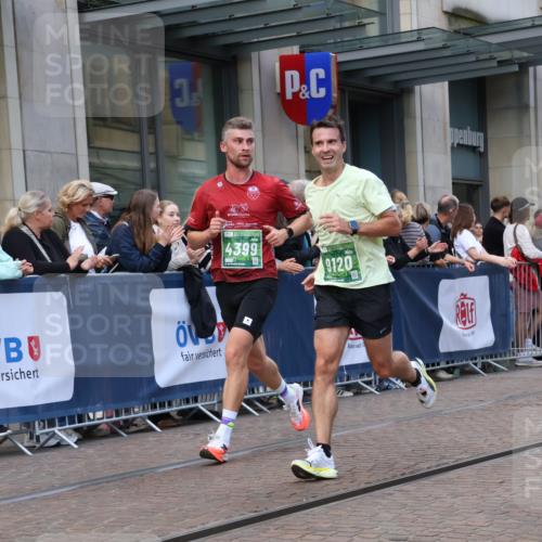 13.09.2026 - 21. swb-Marathon Bremen Strokosch-Dieckow http://msf.ph/oto/10388726 13.09.2026 12:58:49 Ziel 658, 1118, 1508, 1751, 1993, 3584, 3688, 4096, 4399, 4847, 6991, 8383, 8994, 9120, 9329, 346, 1576, 2049, 3624, 5672, 6198, 6929, 8065, 8311, 8394 meine-sportfotos.de