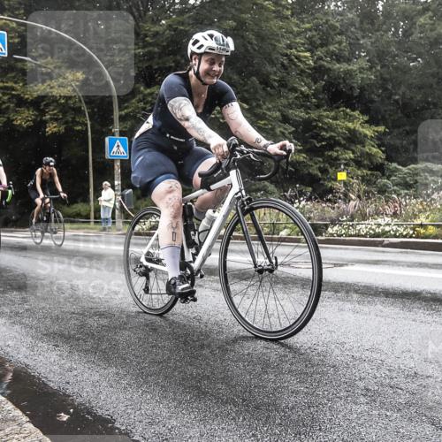 13.09.2026 - Stadtparktriathlon H.Heesch http://msf.ph/oto/10388733 13.09.2026 12:36:35 Radfahren 1083, 1146, 1153 meine-sportfotos.de