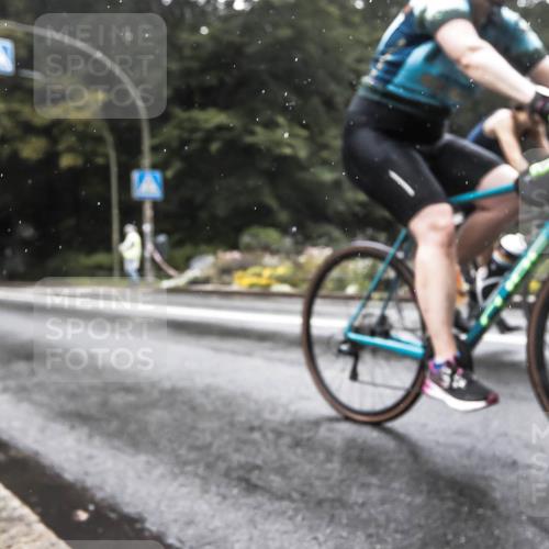 13.09.2026 - Stadtparktriathlon H.Heesch http://msf.ph/oto/10388737 13.09.2026 12:36:35 Radfahren 1083, 1146, 1153 meine-sportfotos.de