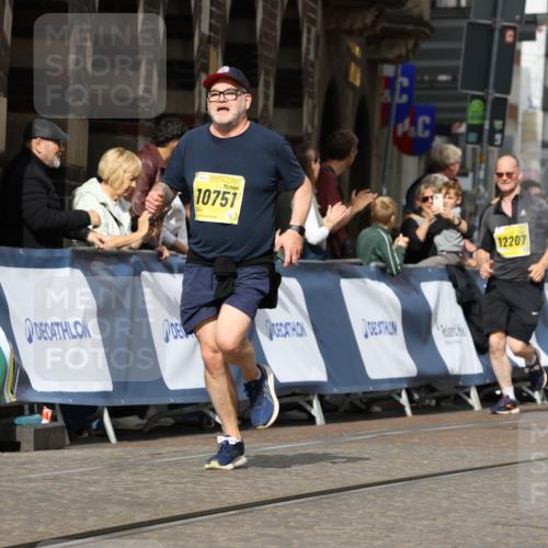 13.09.2026 - 21. swb-Marathon Bremen Strokosch-Dieckow http://msf.ph/oto/10388751 13.09.2026 11:10:09 Ziel 10234, 10417, 10435, 10645, 10696, 10737, 10785, 10990, 10991, 11119, 11383, 11437, 11441, 12449, 10169, 10361, 10362, 10706, 10890, 10963, 11080, 11382, 11725, 11732, 11933, 11957, 12117, 12293, 12550 meine-sportfotos.de