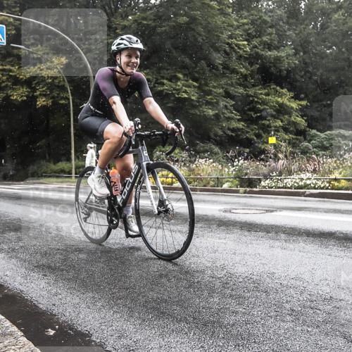 13.09.2026 - Stadtparktriathlon H.Heesch http://msf.ph/oto/10388760 13.09.2026 12:37:10 Radfahren 979, 1087, 1088, 1120, 1137, 1302 meine-sportfotos.de