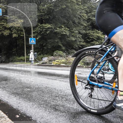 13.09.2026 - Stadtparktriathlon H.Heesch http://msf.ph/oto/10388766 13.09.2026 12:37:16 Radfahren 953, 1158, 1233, 1247, 1302 meine-sportfotos.de