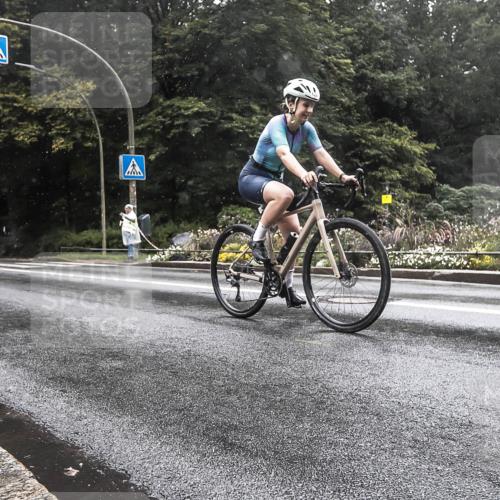 13.09.2026 - Stadtparktriathlon H.Heesch http://msf.ph/oto/10388783 13.09.2026 12:37:26 Radfahren 1152, 1269, 1274, 1280, 1285 meine-sportfotos.de