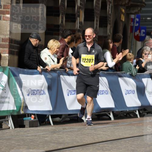 13.09.2026 - 21. swb-Marathon Bremen Strokosch-Dieckow http://msf.ph/oto/10388787 13.09.2026 11:10:12 Ziel 10299, 10435, 10645, 10737, 11119, 11383, 11437, 11441, 12449, 10169, 10361, 10362, 10706, 10791, 10890, 10963, 11080, 11382, 11725, 11957, 11982, 12293, 12454, 12550 meine-sportfotos.de