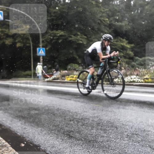 13.09.2026 - Stadtparktriathlon H.Heesch http://msf.ph/oto/10388797 13.09.2026 12:37:47 Radfahren 1149, 1267, 1270, 1298 meine-sportfotos.de