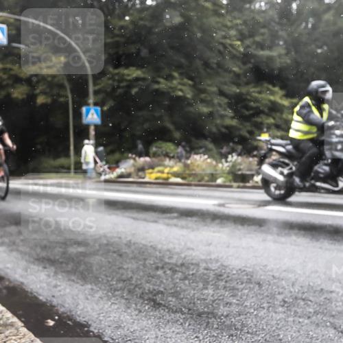 13.09.2026 - Stadtparktriathlon H.Heesch http://msf.ph/oto/10388802 13.09.2026 12:37:53 Radfahren 1076, 1136, 1232, 1255, 1256 meine-sportfotos.de
