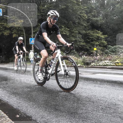 13.09.2026 - Stadtparktriathlon H.Heesch http://msf.ph/oto/10388806 13.09.2026 12:37:54 Radfahren 1076, 1101, 1136, 1232, 1255, 1256 meine-sportfotos.de
