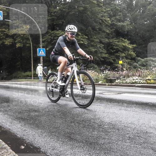 13.09.2026 - Stadtparktriathlon H.Heesch http://msf.ph/oto/10388817 13.09.2026 12:37:57 Radfahren 1076, 1101, 1136, 1232, 1255 meine-sportfotos.de