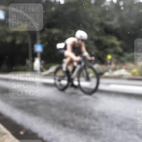13.09.2026 - Stadtparktriathlon H.Heesch http://msf.ph/oto/10388823 13.09.2026 12:38:06 Radfahren 949, 1072, 1108, 1248, 1254 meine-sportfotos.de