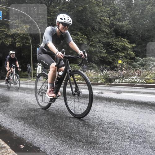 13.09.2026 - Stadtparktriathlon H.Heesch http://msf.ph/oto/10388825 13.09.2026 12:38:08 Radfahren 949, 1072, 1108, 1254 meine-sportfotos.de