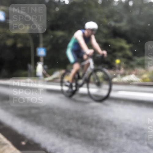 13.09.2026 - Stadtparktriathlon H.Heesch http://msf.ph/oto/10388837 13.09.2026 12:38:23 Radfahren 1128, 1140, 1194, 1228 meine-sportfotos.de