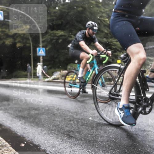 13.09.2026 - Stadtparktriathlon H.Heesch http://msf.ph/oto/10388852 13.09.2026 12:38:30 Radfahren 950, 959, 1097, 1164, 1193, 1204 meine-sportfotos.de